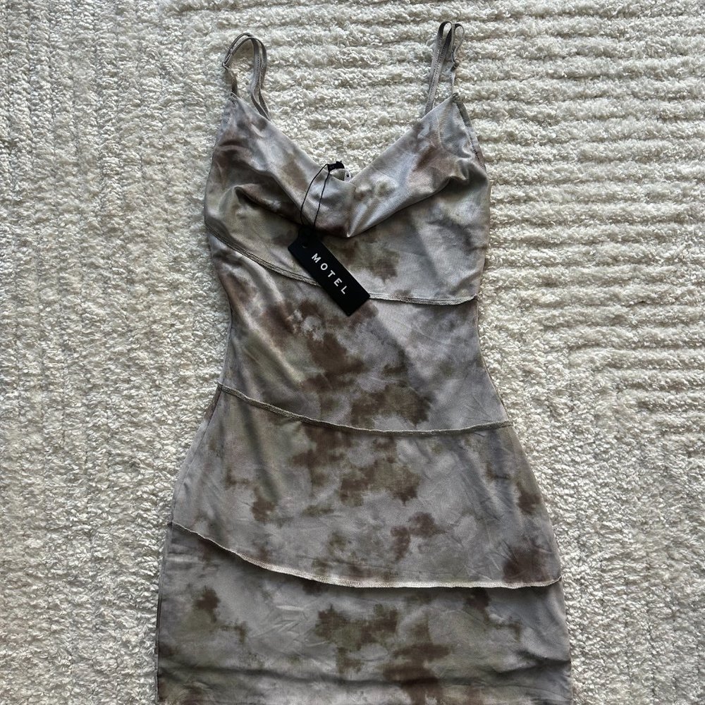 [NEW] MOTEL ROCKS Mash Sage Dress